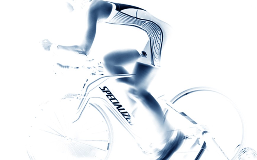 Es Buena la Bicicleta Estática para la Hernia discal y la Espalda?